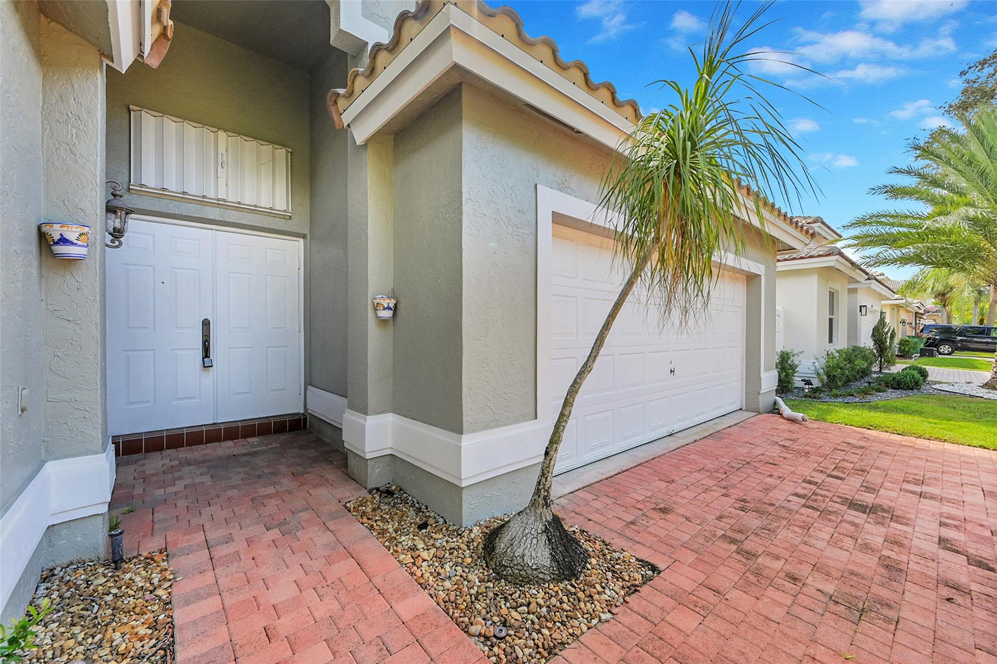 8540 NW 46th Dr