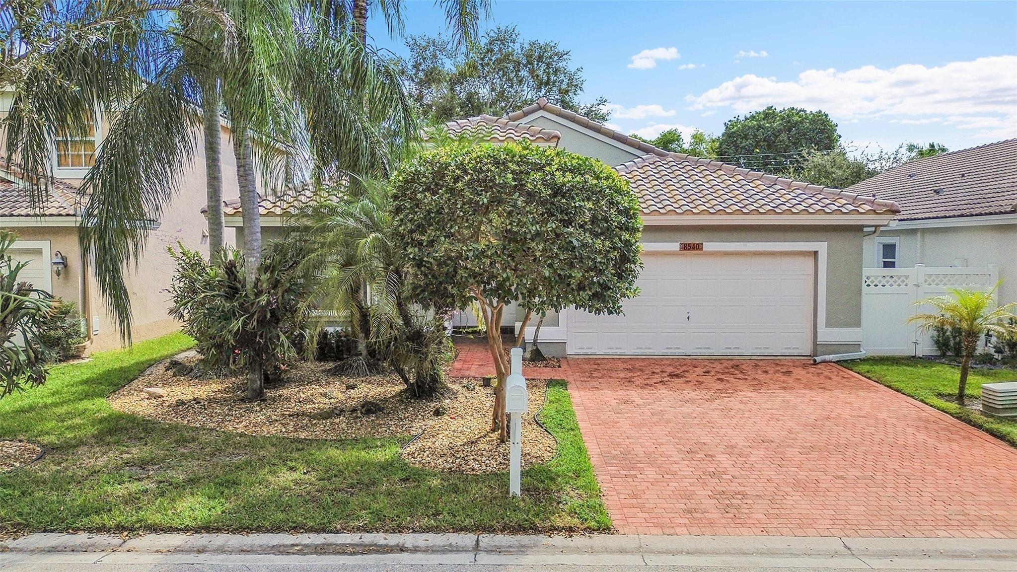 8540 NW 46th Dr