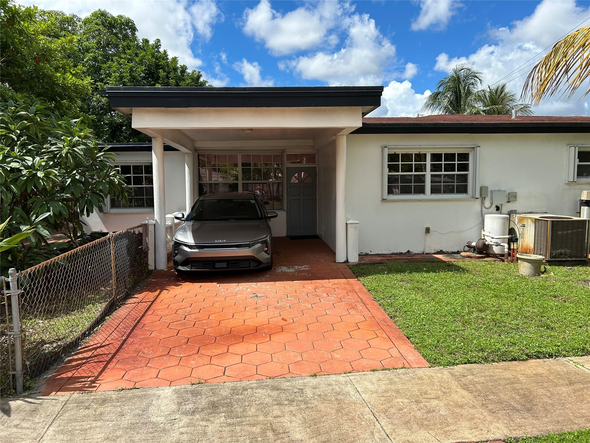 4500 NW 41st St