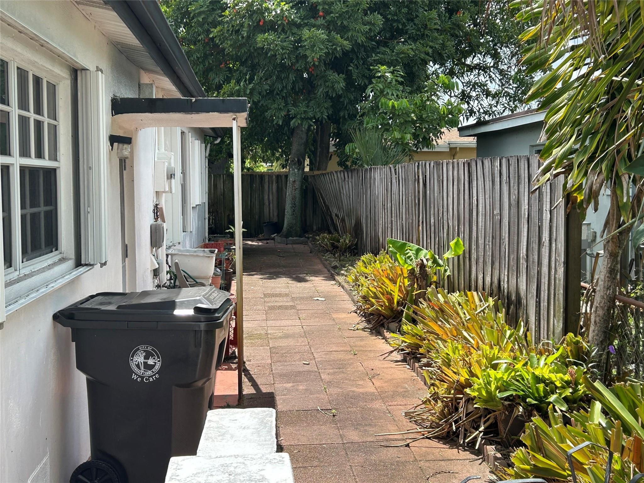 4500 NW 41st St