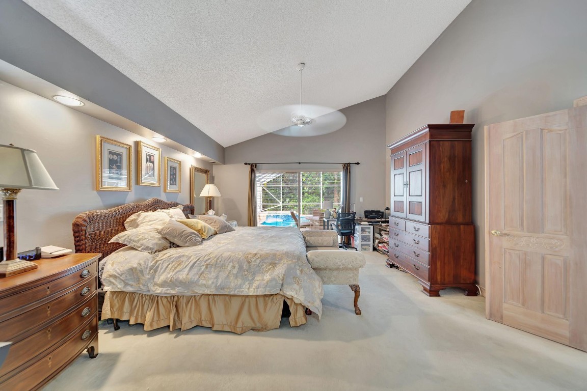 4944 Chardonnay Dr