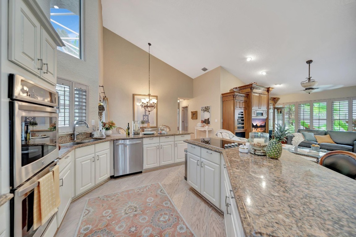 4944 Chardonnay Dr