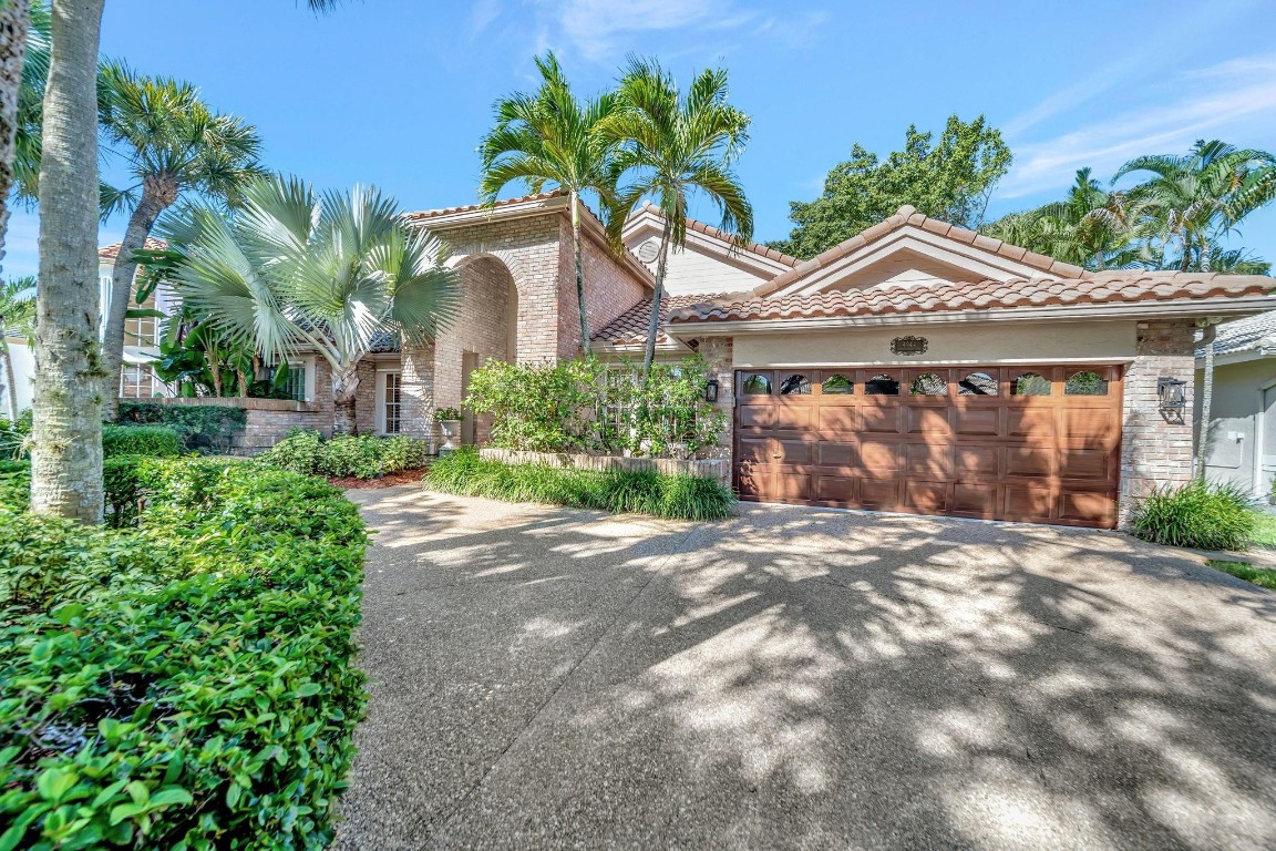 4944 Chardonnay Dr