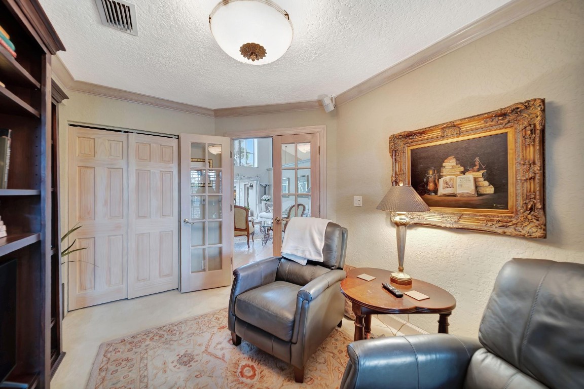 4944 Chardonnay Dr