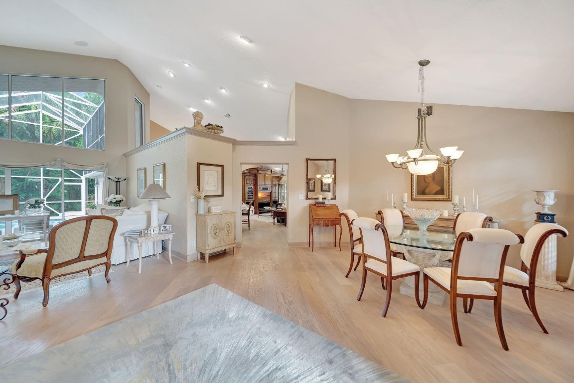 4944 Chardonnay Dr