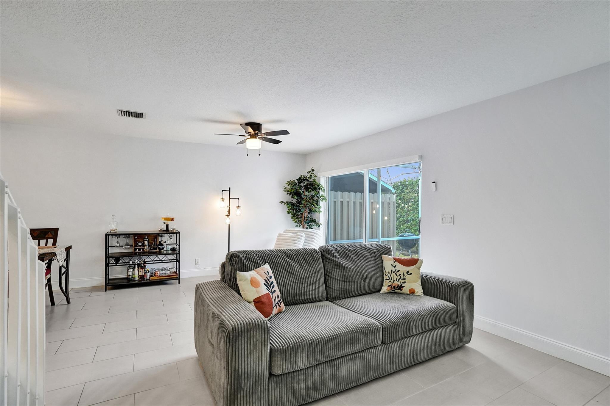 1107 SW 44th Ter 1107