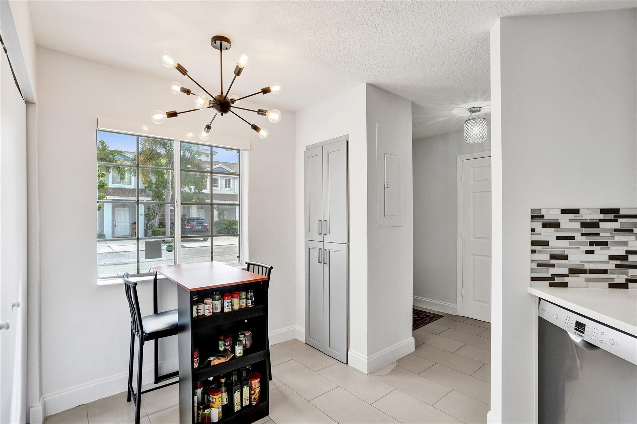 1107 SW 44th Ter 1107