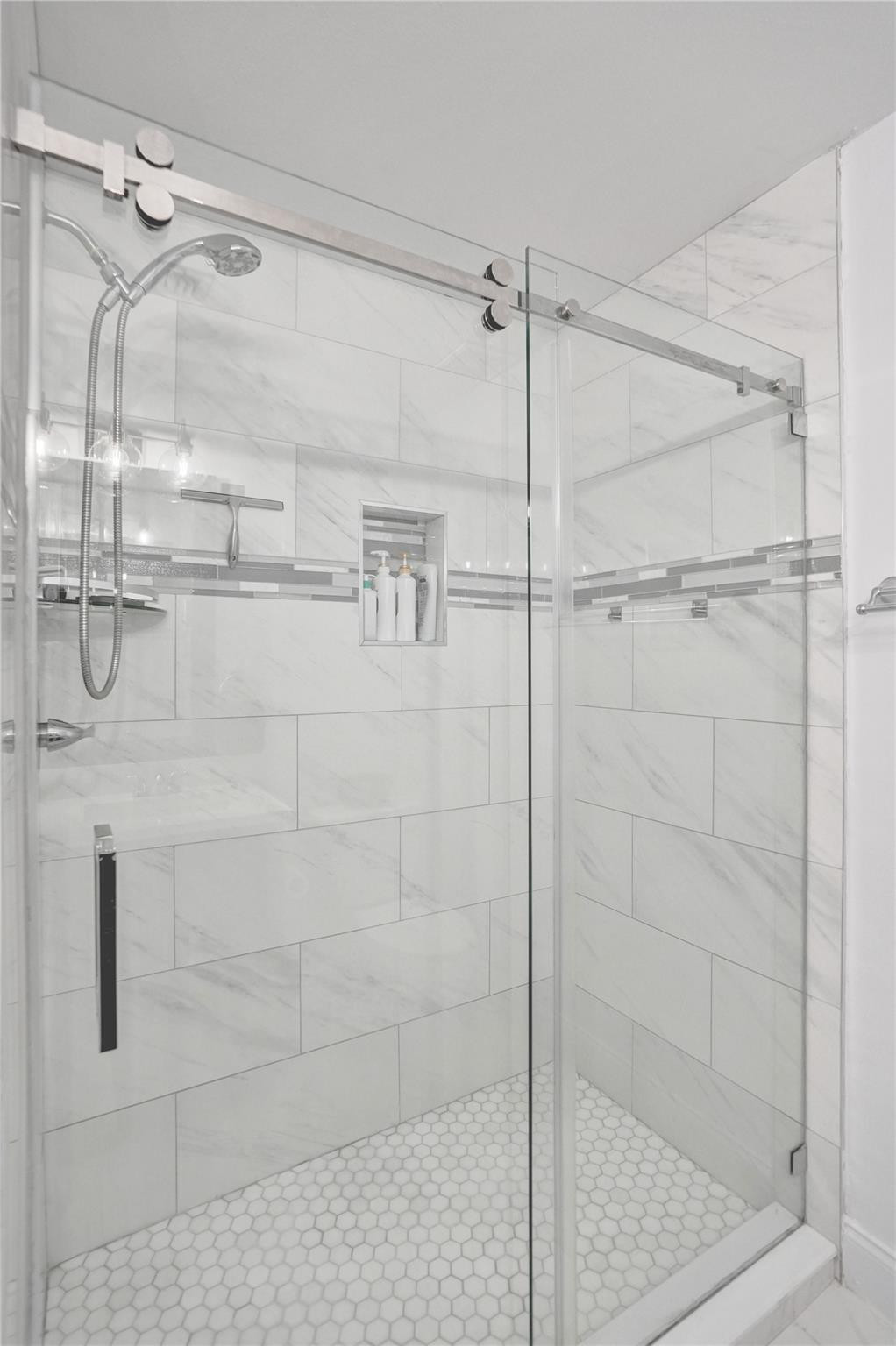 1107 SW 44th Ter 1107