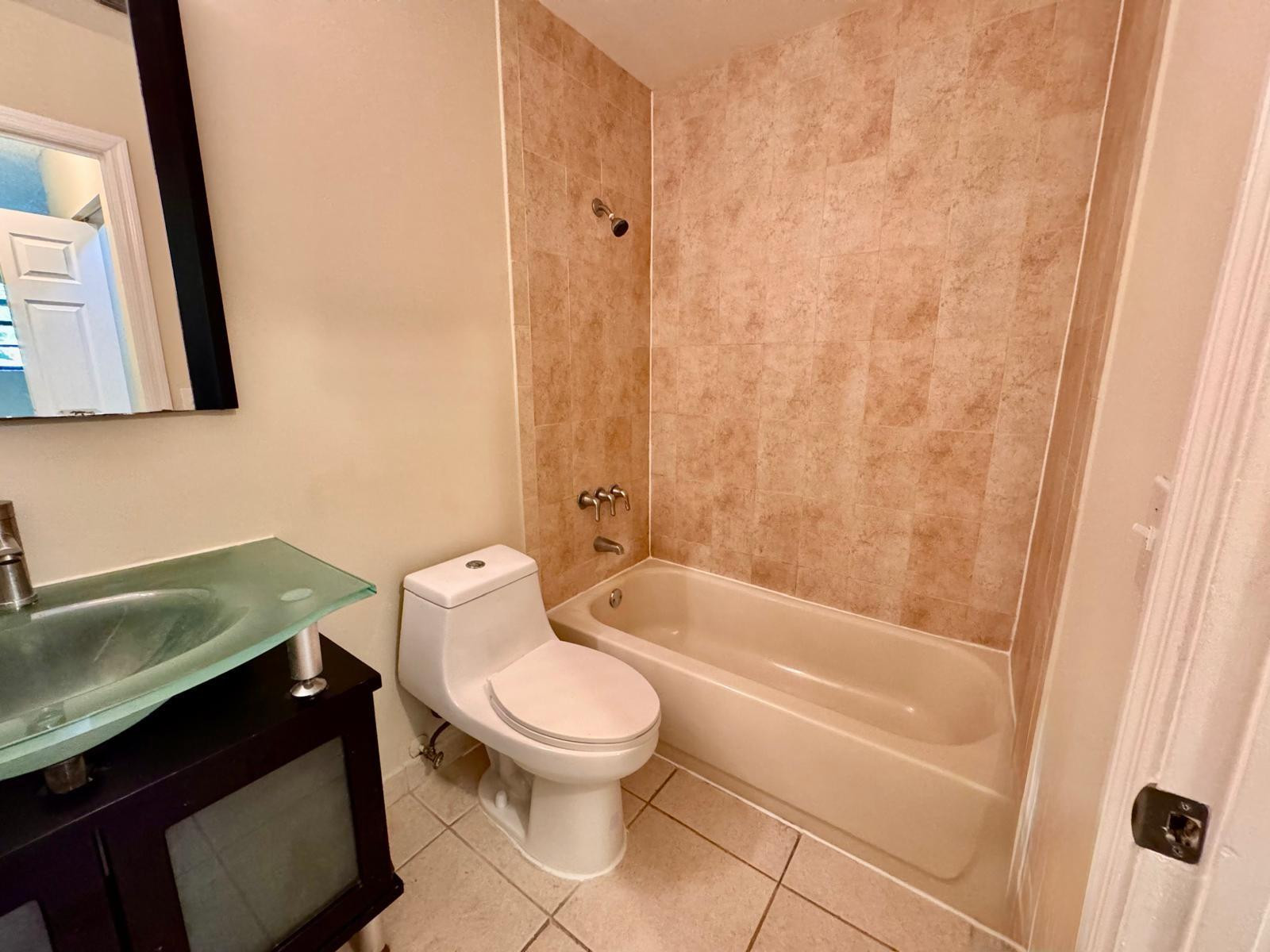 11211 ROYAL PALM BLVD 11211