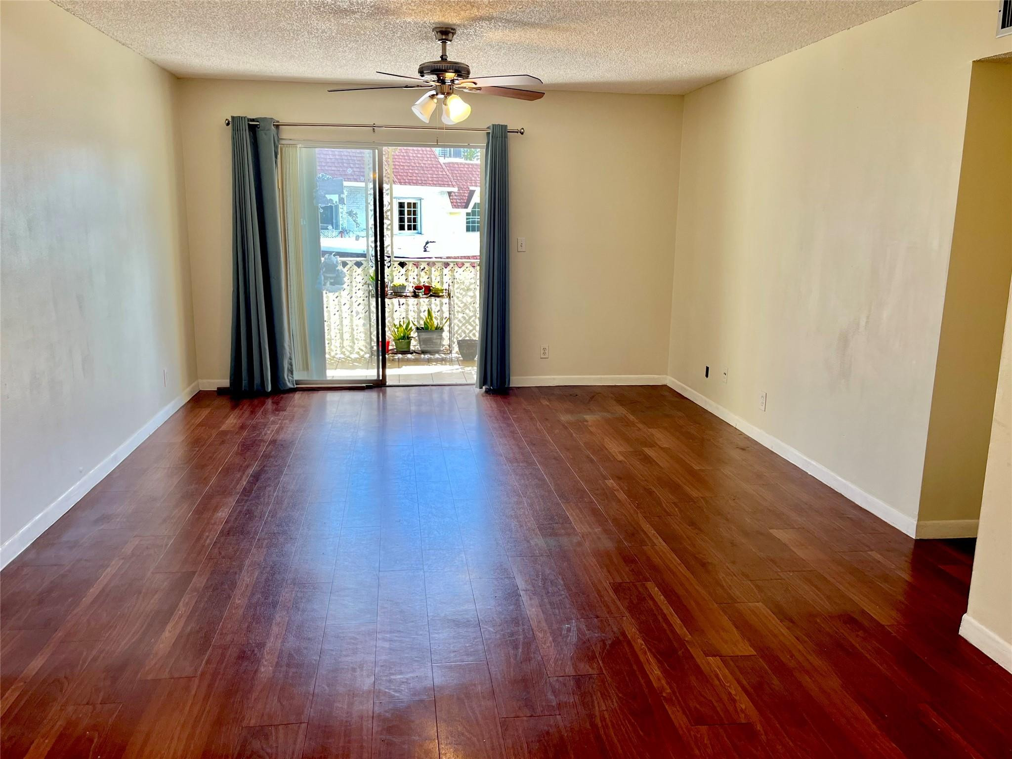 700 SE 2nd Ave 416