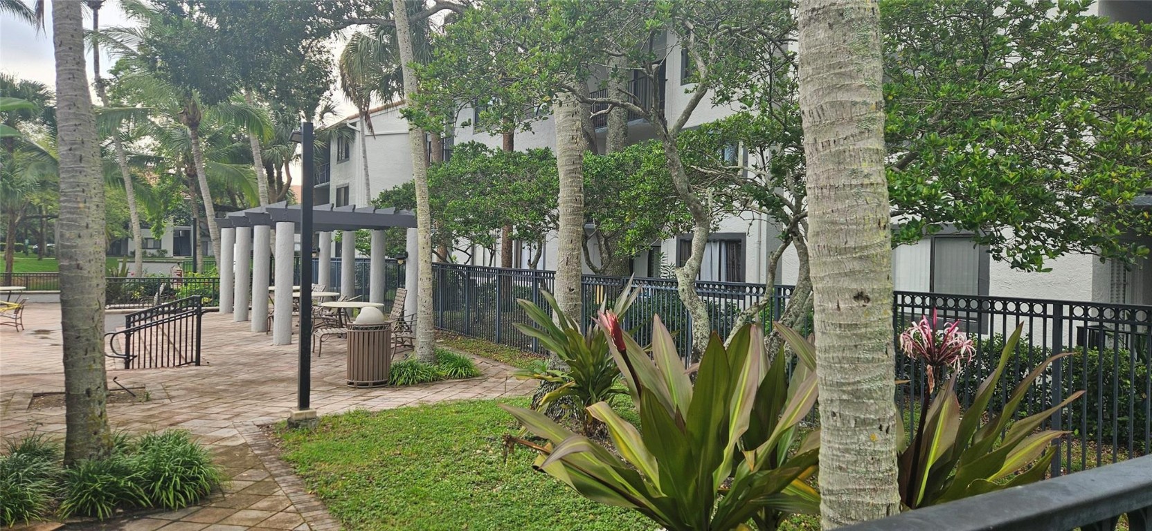 9250 W Atlantic Blvd 928