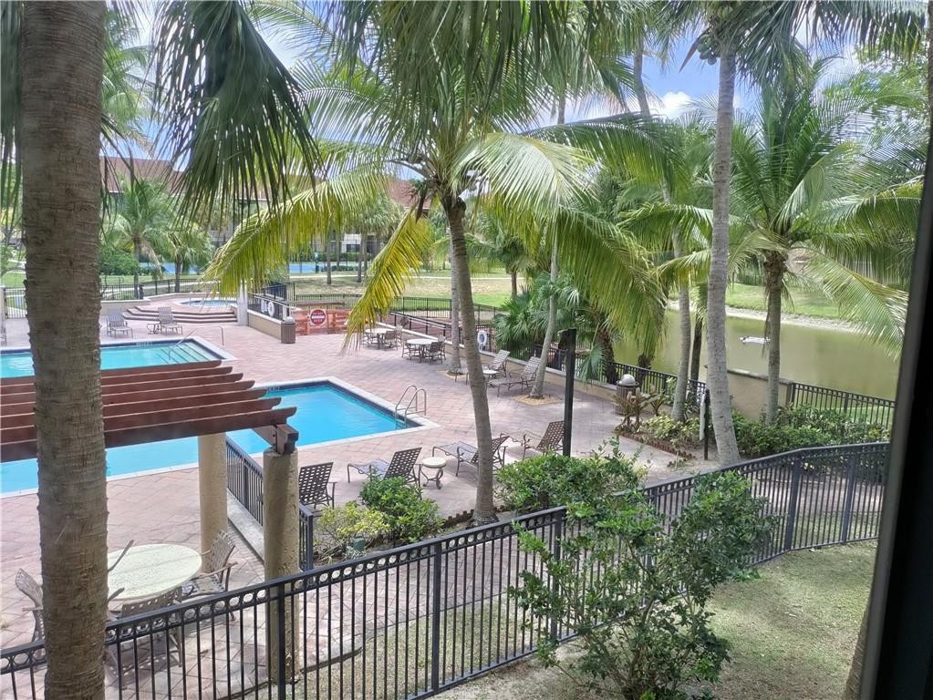 9250 W Atlantic Blvd 928