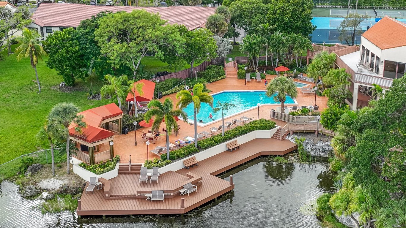 206 Congressional Way 206