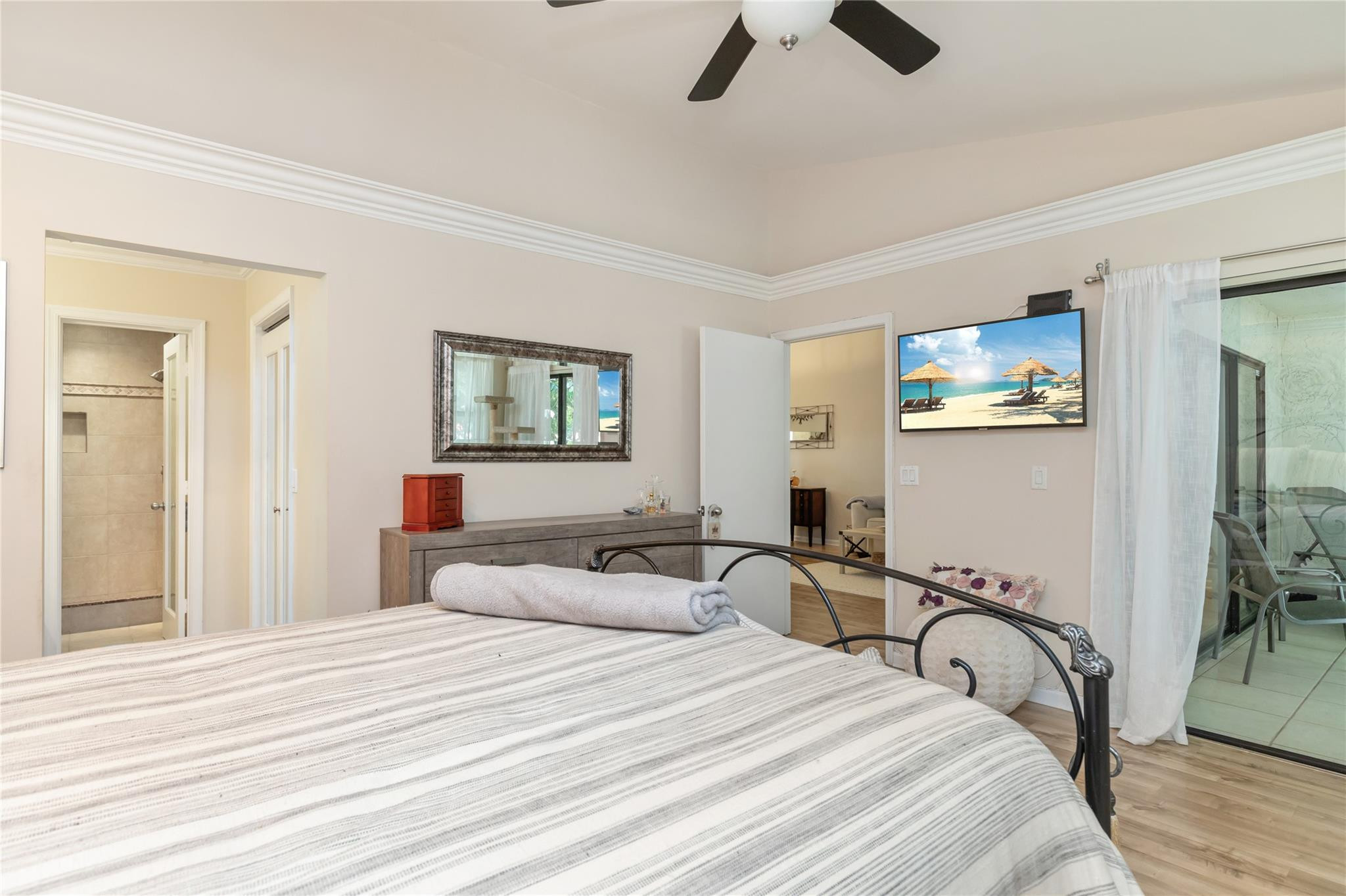 206 Congressional Way 206