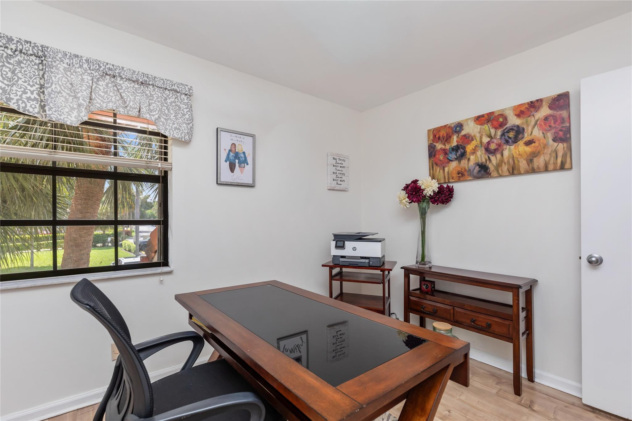 206 Congressional Way 206