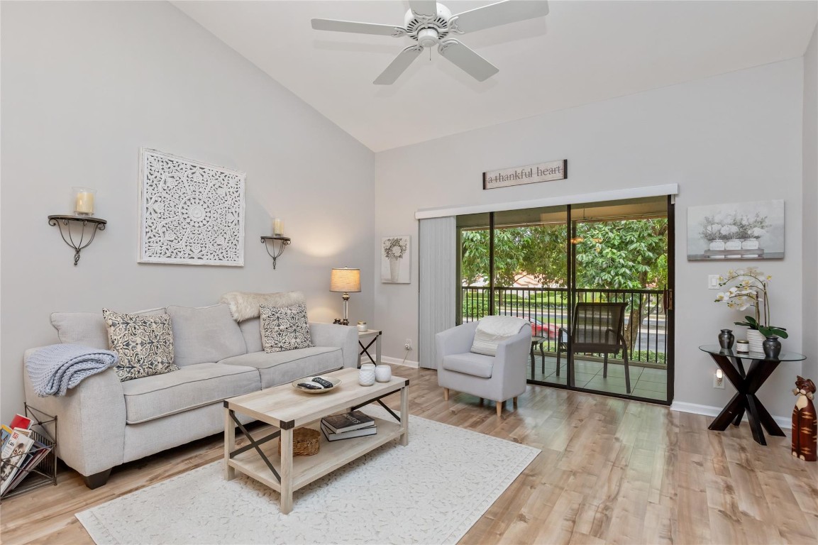 206 Congressional Way 206