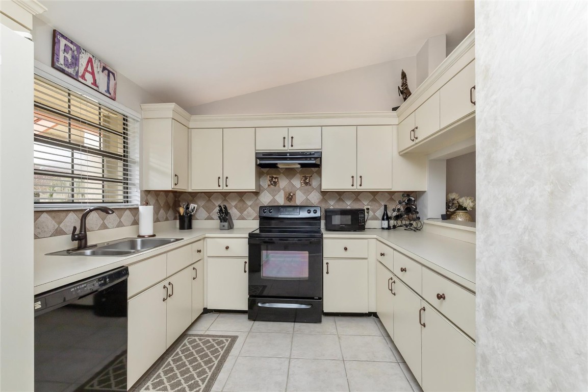 206 Congressional Way 206