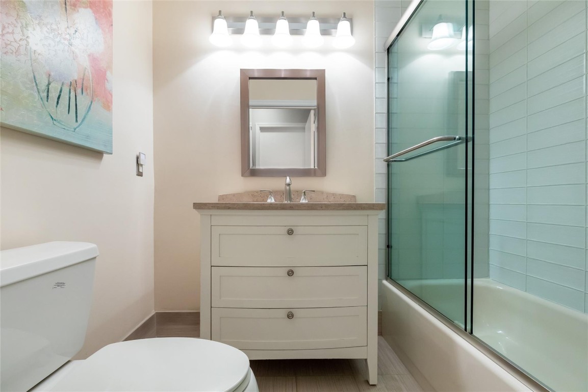 206 Congressional Way 206