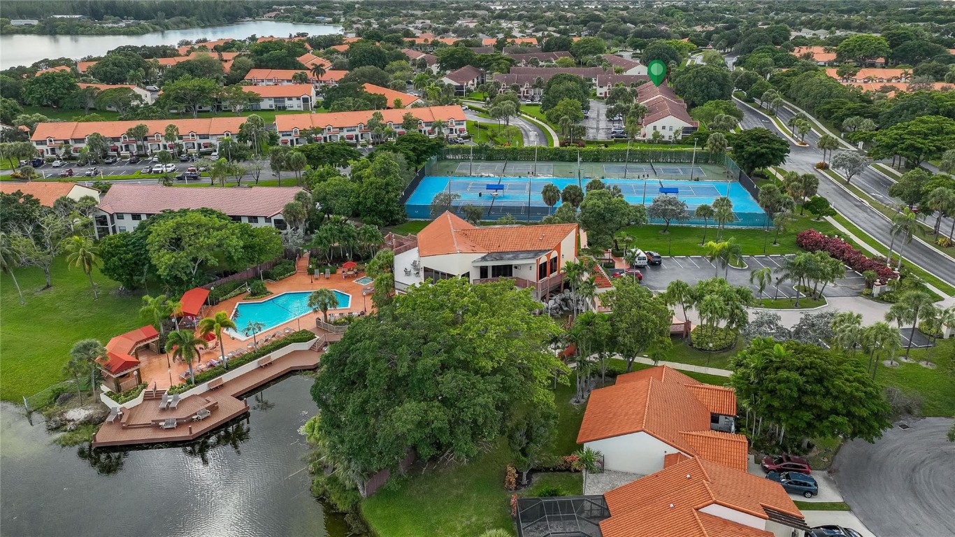 206 Congressional Way 206