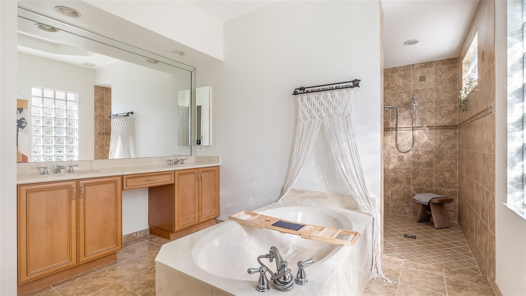 16155 Rosecroft Terrace