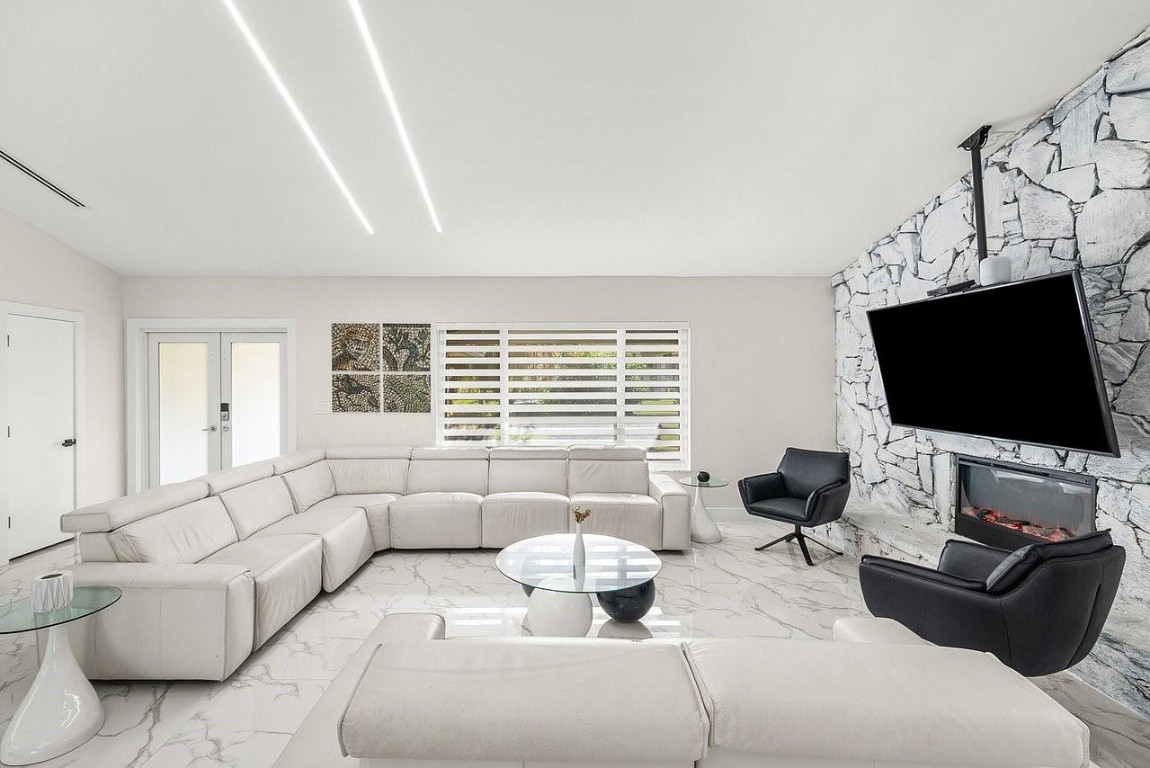 10603 Boca Woods Lane