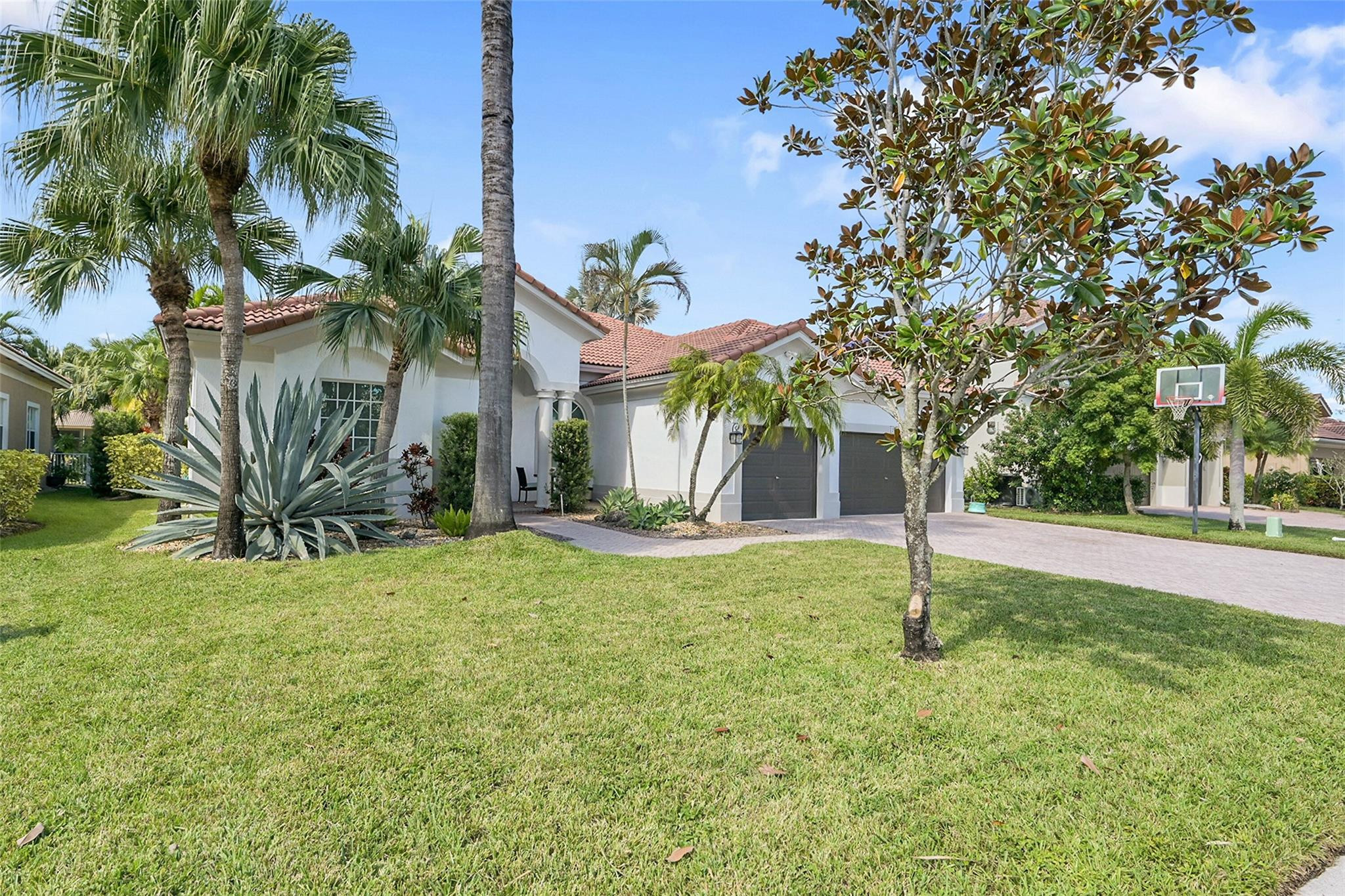 12235 NW 49th St