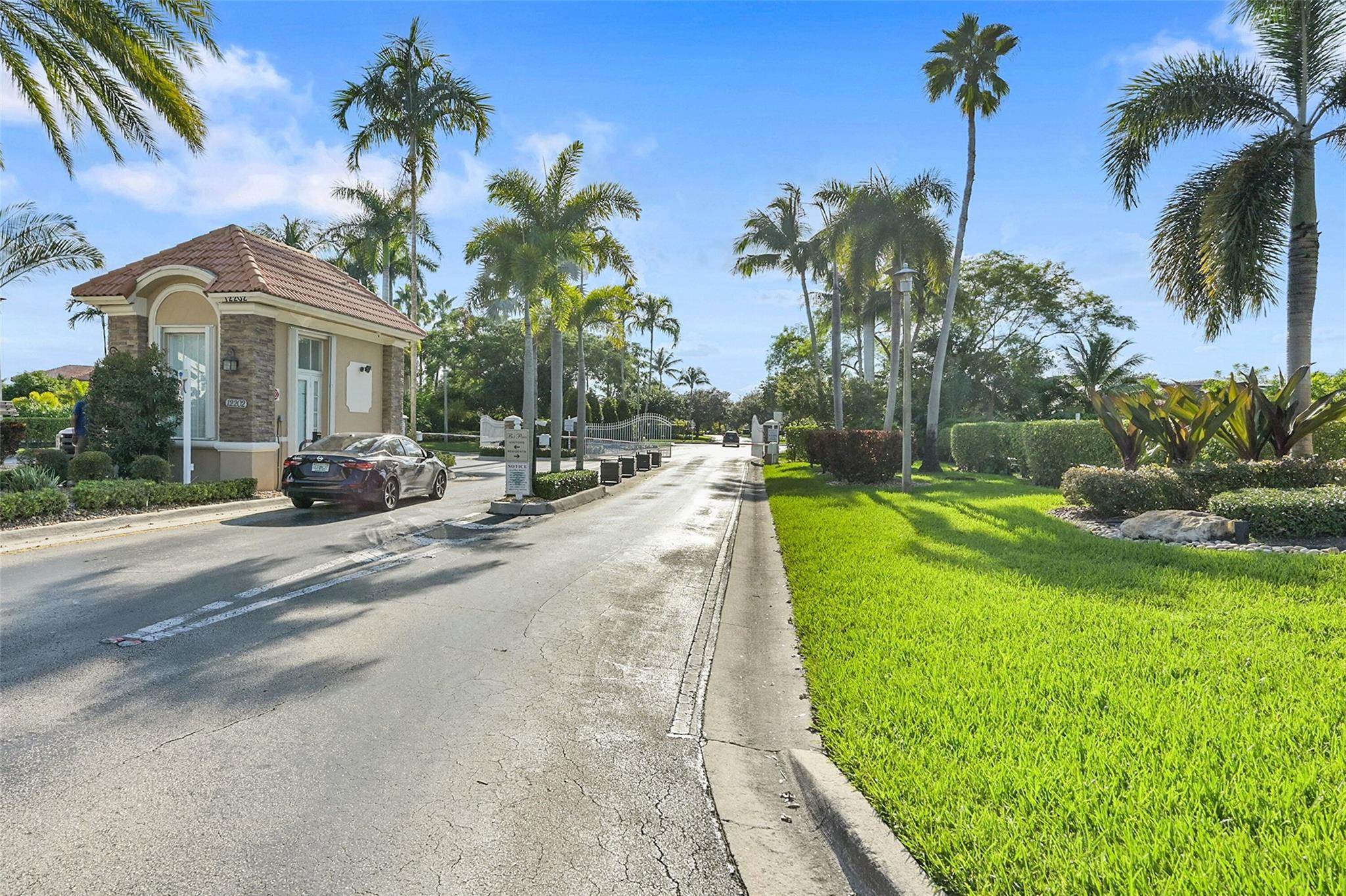 12235 NW 49th St