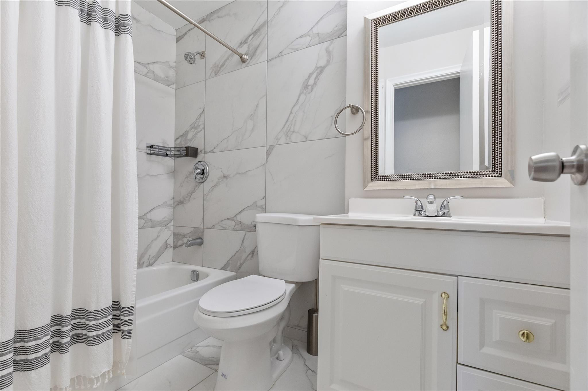 2002 SW Natura Blvd D