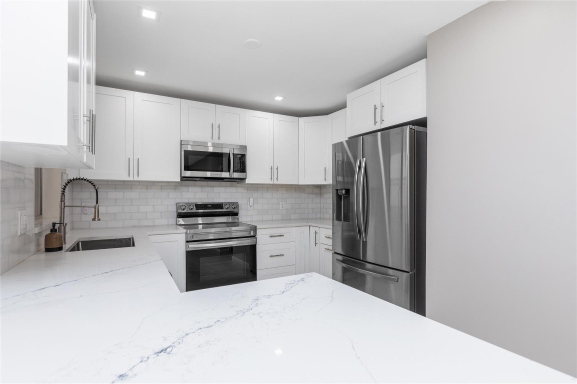 2002 SW Natura Blvd D