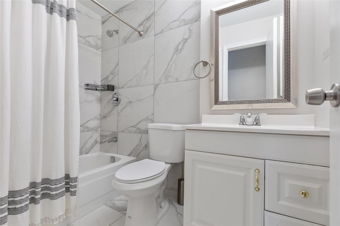 2002 SW Natura Blvd D