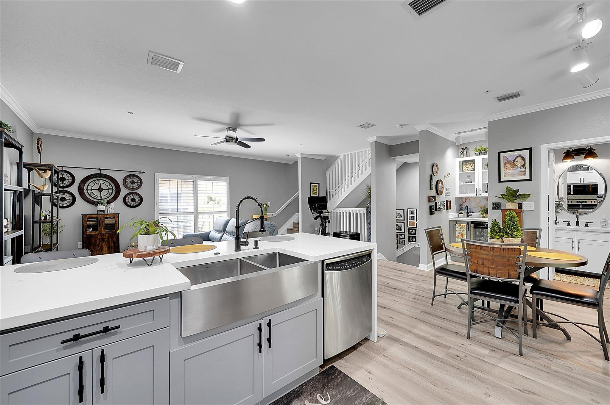 2512 SW 14th Ave 503