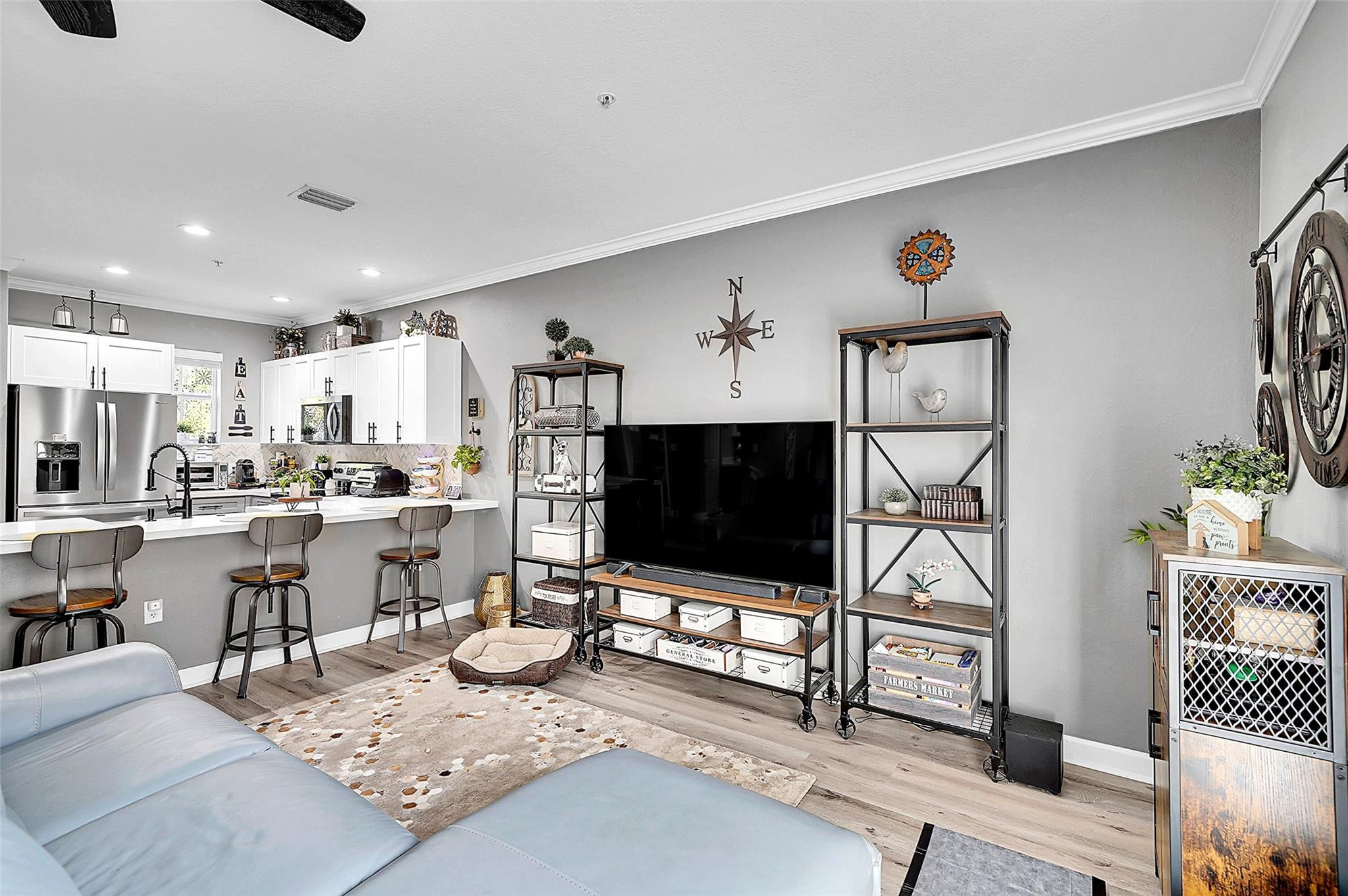 2512 SW 14th Ave 503