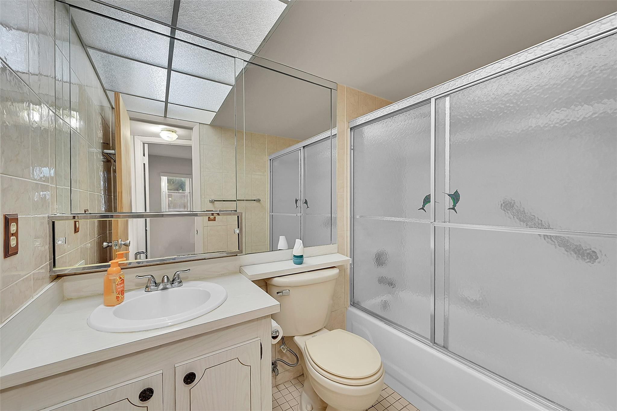 9261 Sunrise Lakes Blvd 112