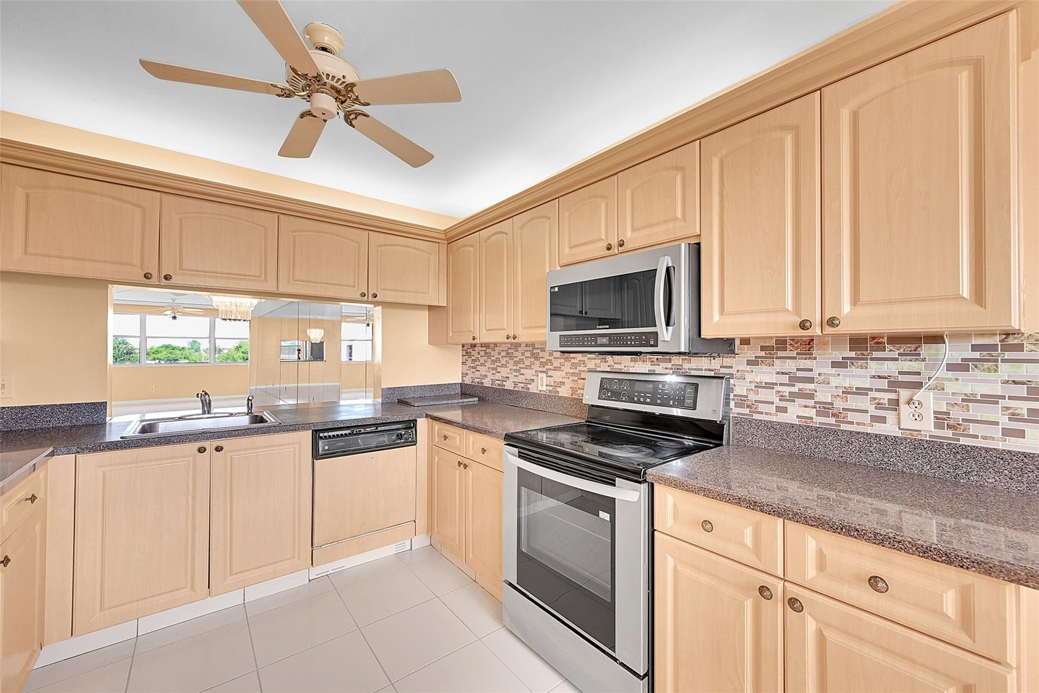 2603 NW 103rd Ave 403