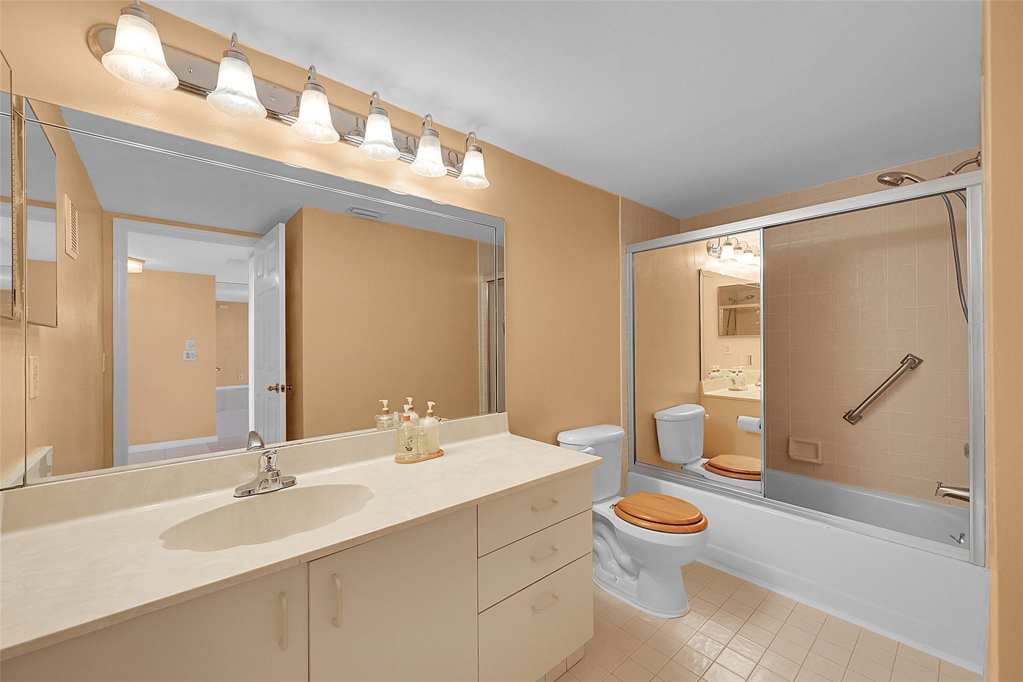 2603 NW 103rd Ave 403