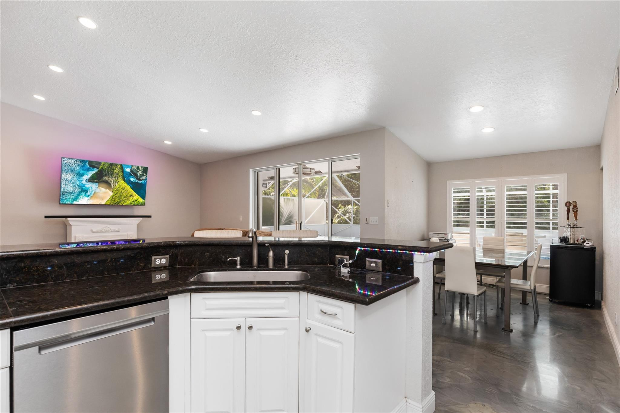 1400 NW 102nd Dr