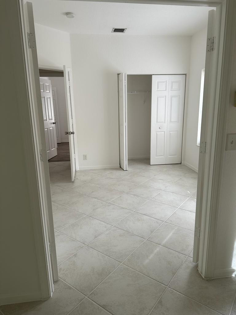5845 Eagle Cay Cir