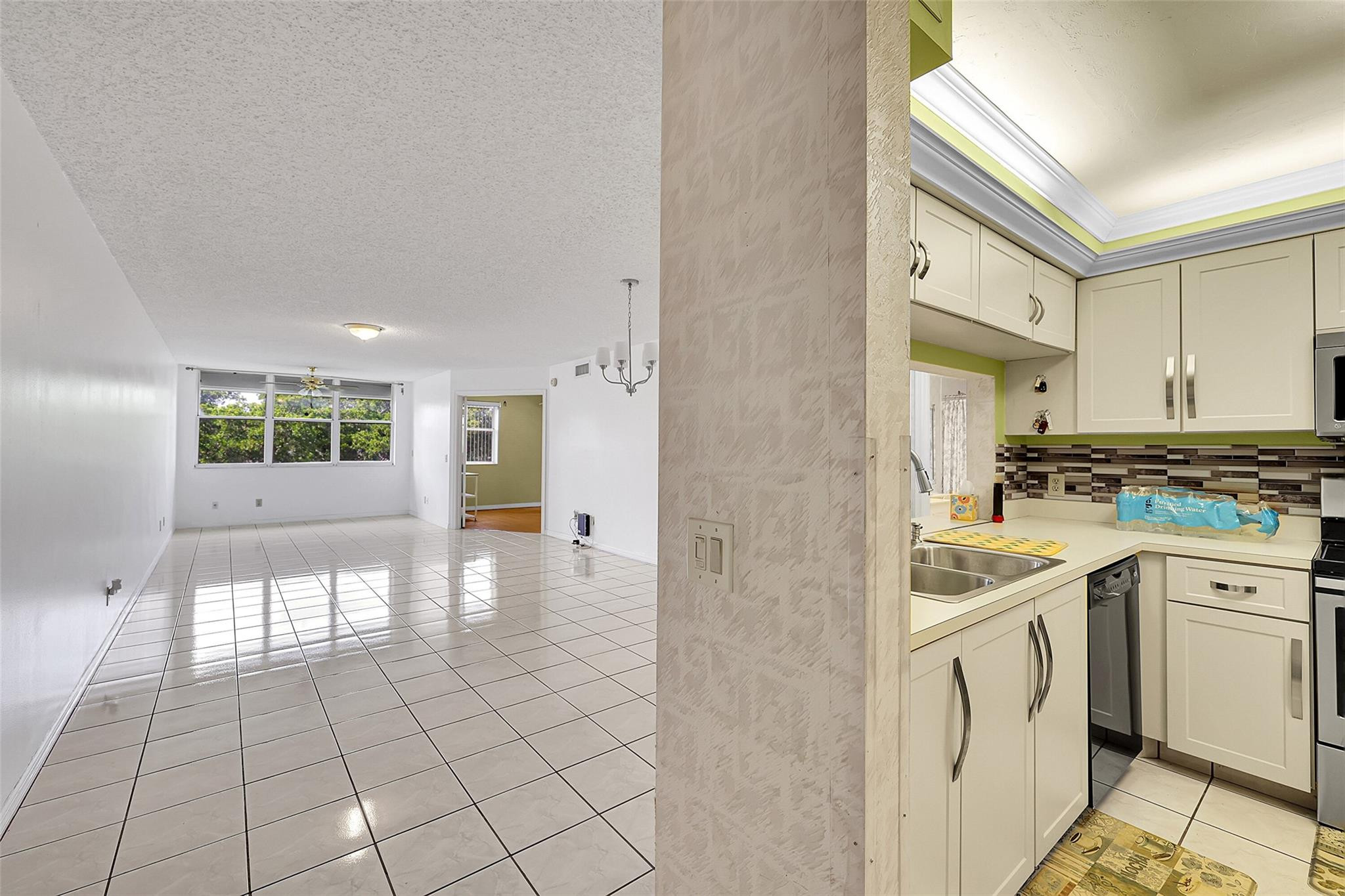 10369 NW 24th Pl 402
