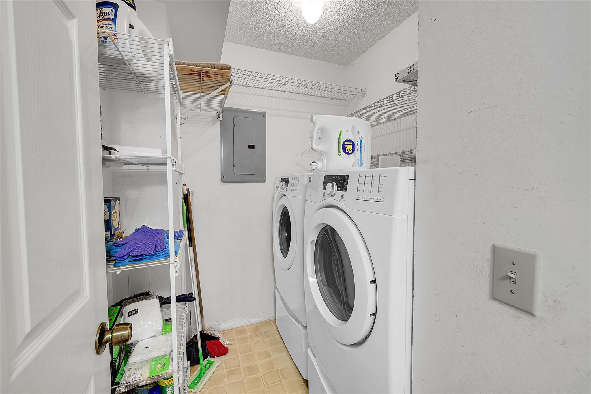 10369 NW 24th Pl 402