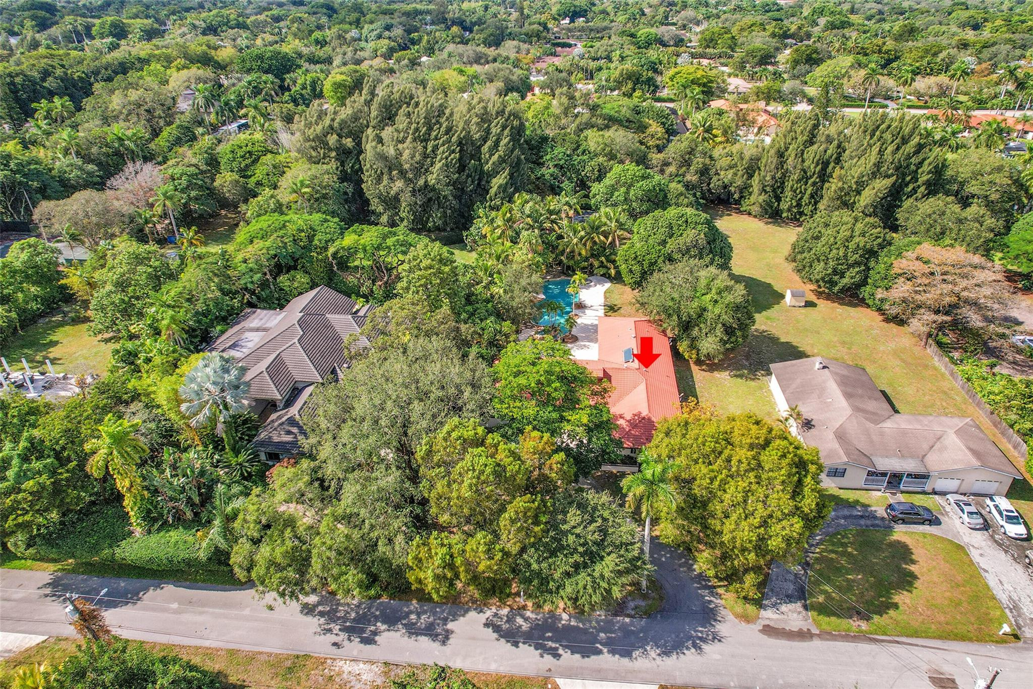 401 Farmington Dr