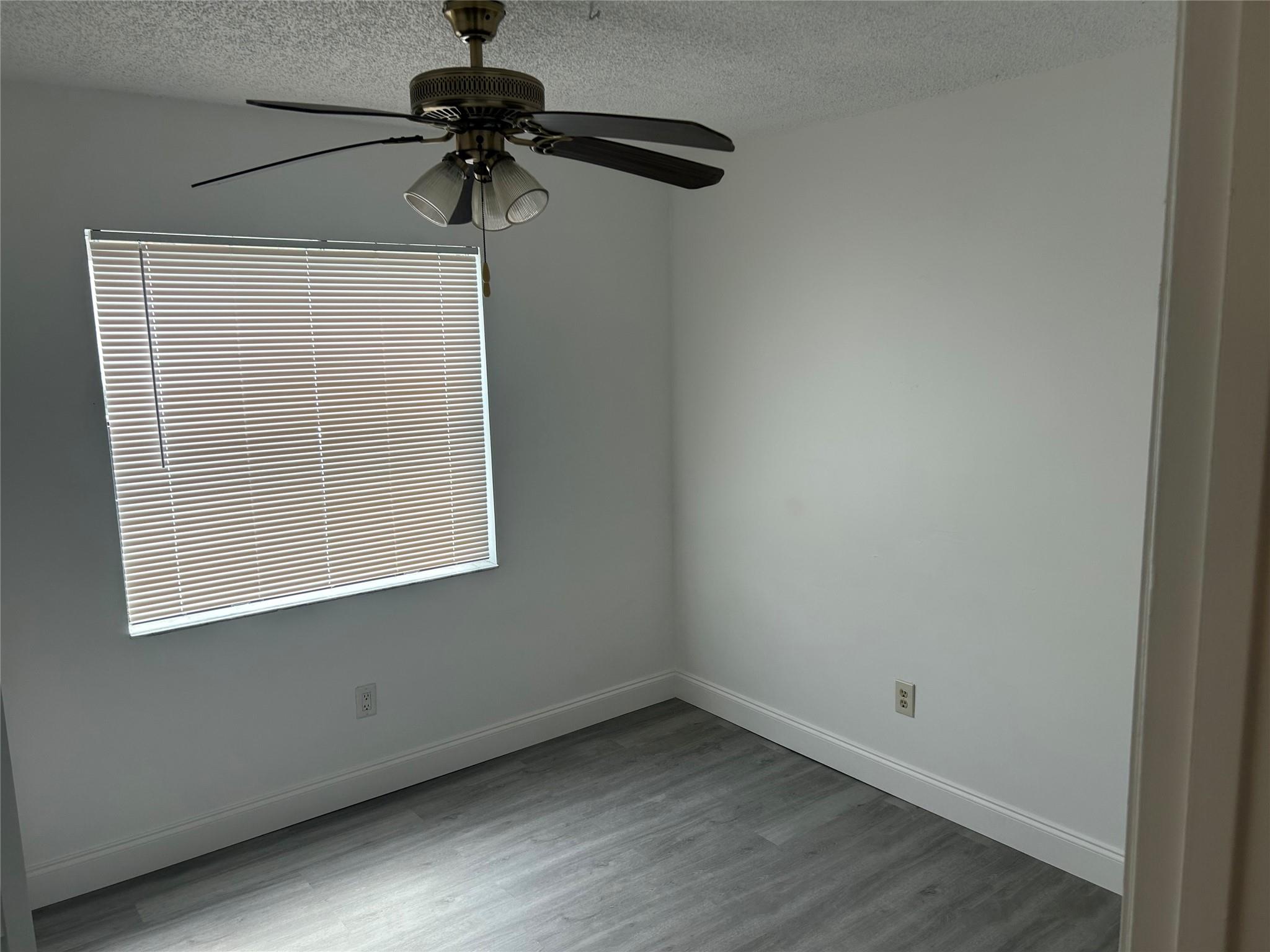 871 NE 207th Ter 102