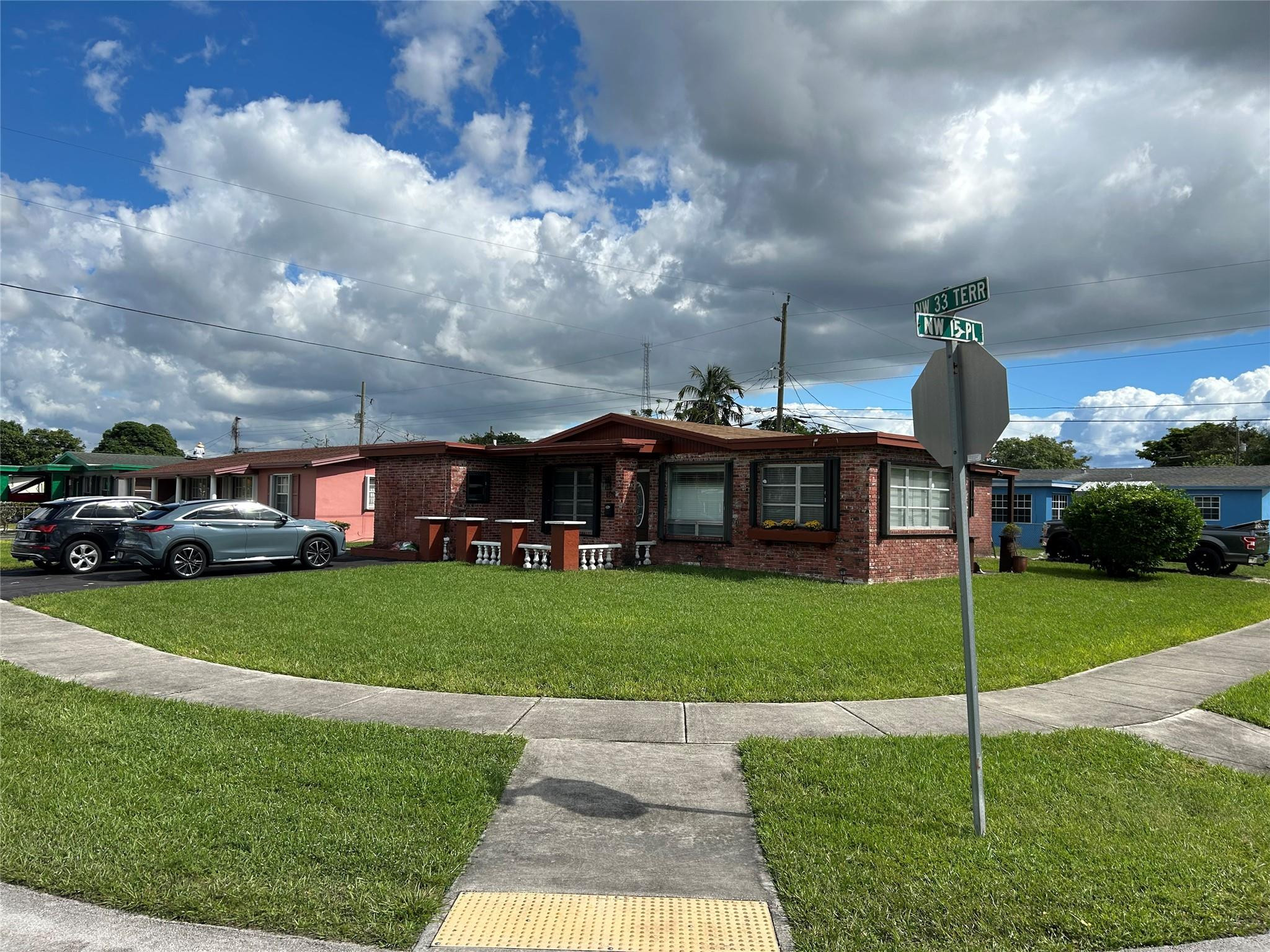 1540 NW 33rd Ter