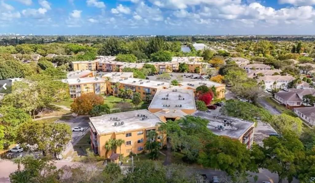 4304 NW 9th Ave 2-3C