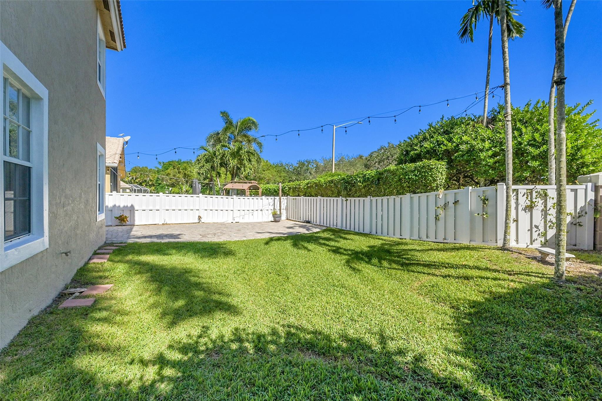 5301 NW 123rd Ter