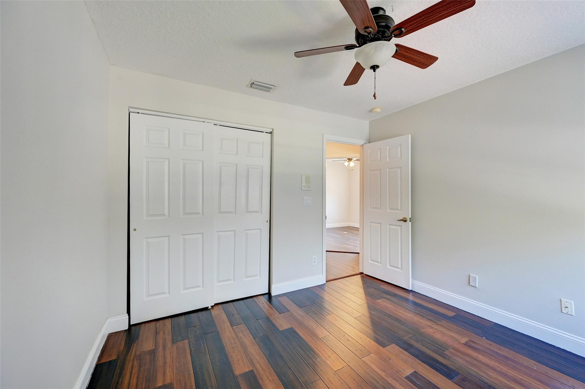 5301 NW 123rd Ter