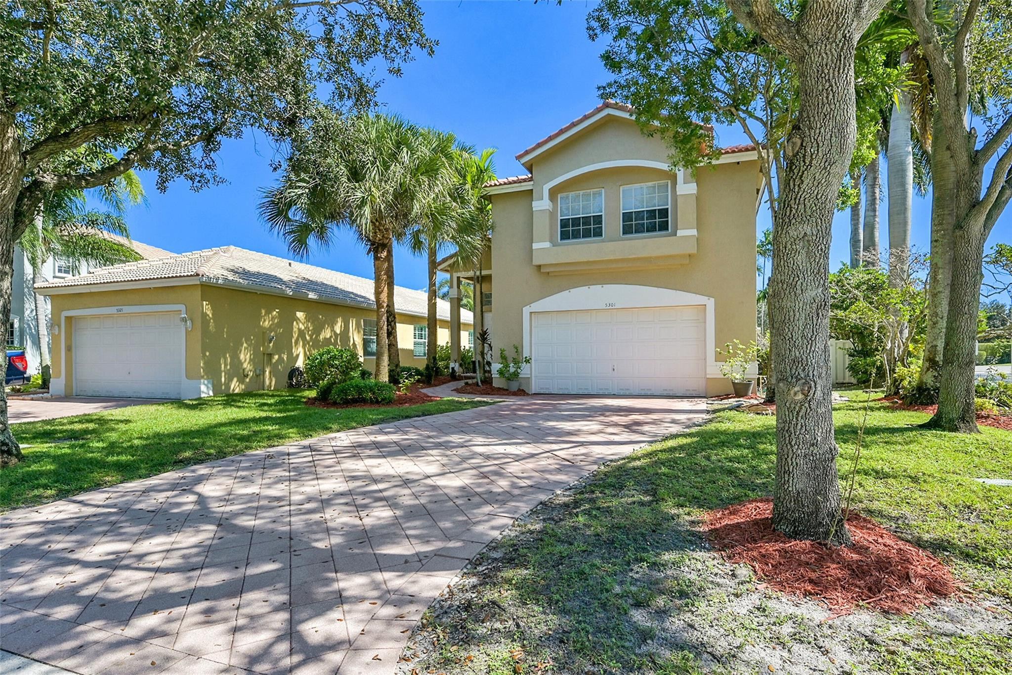 5301 NW 123rd Ter
