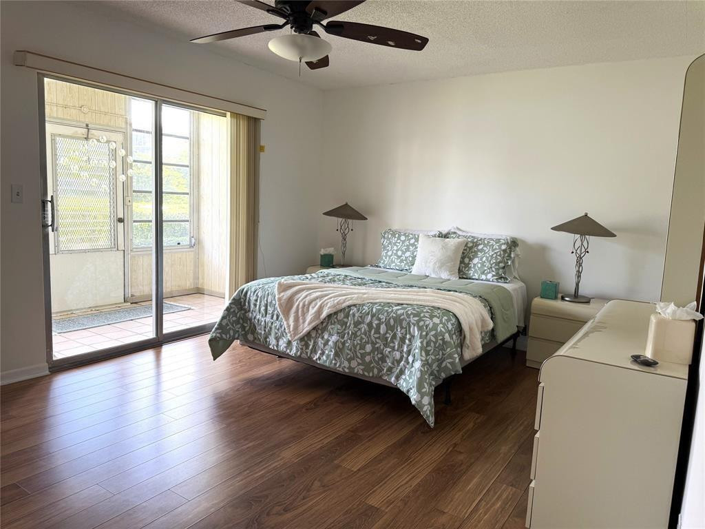 1902 Bermuda Cir E1