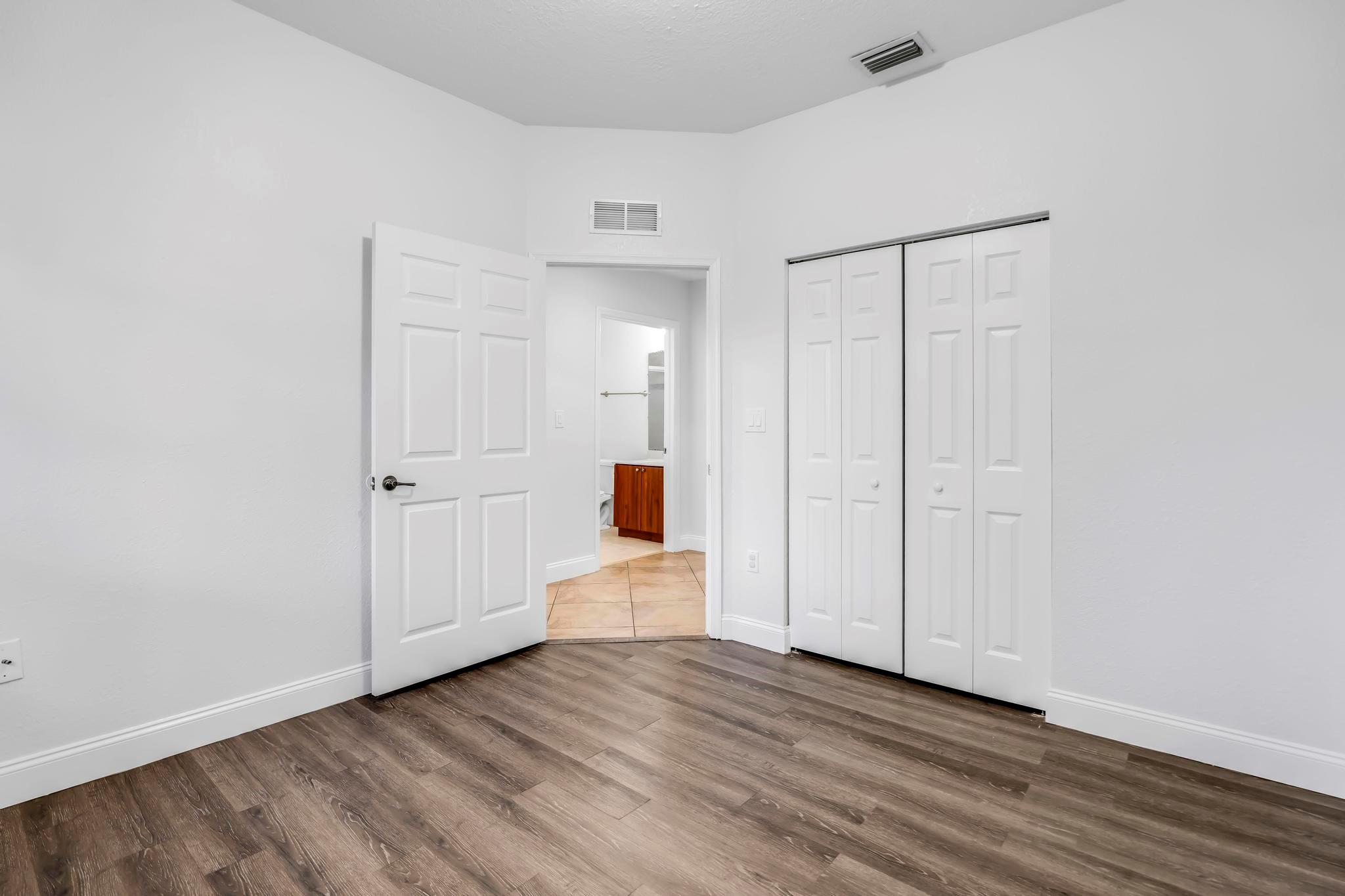 5030 SW 126TH AV 203