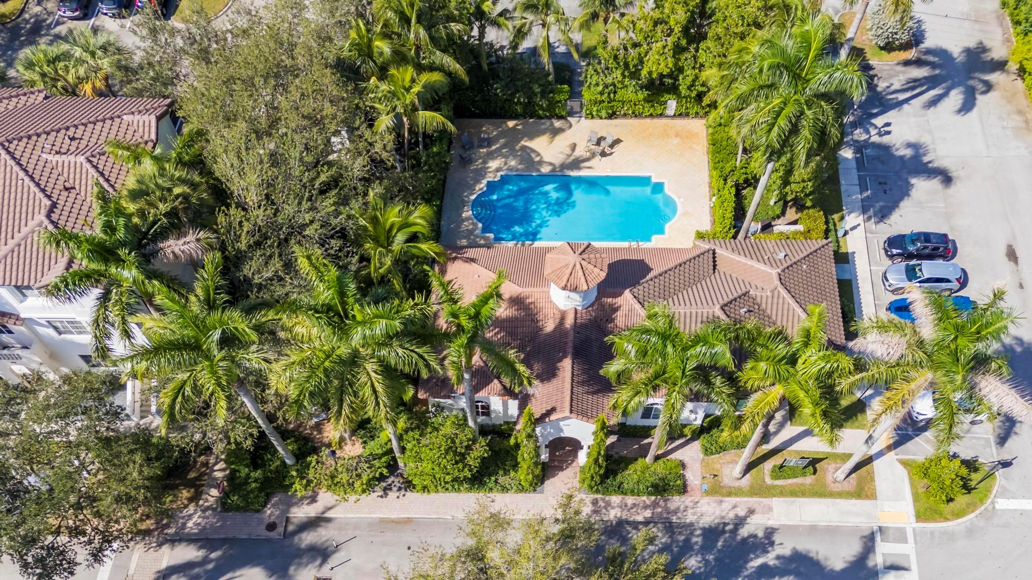 5030 SW 126TH AV 203