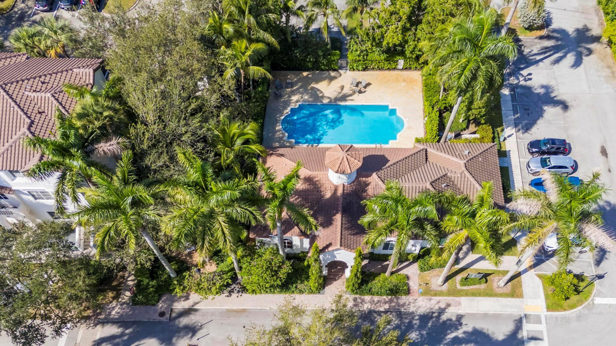 5030 SW 126TH AV 203